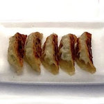 Gyoza (6 raviolis grillés)